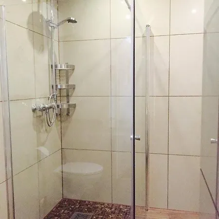 אכסניה Zawodzie 20 *