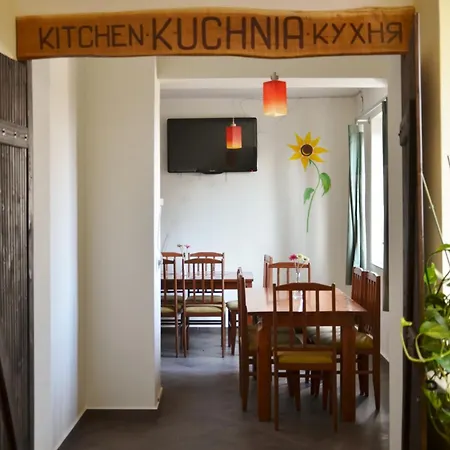 Zawodzie 20 Hostel *