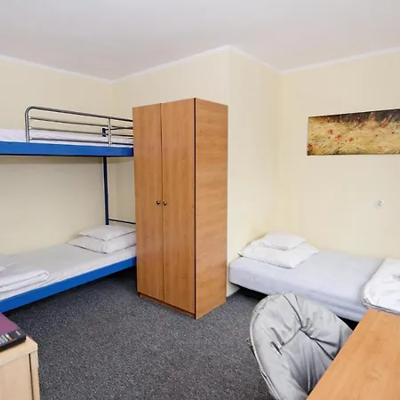 Zawodzie 20 Hostel *
