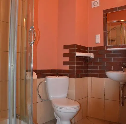 Zawodzie 20 Хостел *