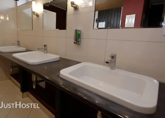 Zawodzie 20 Хостел